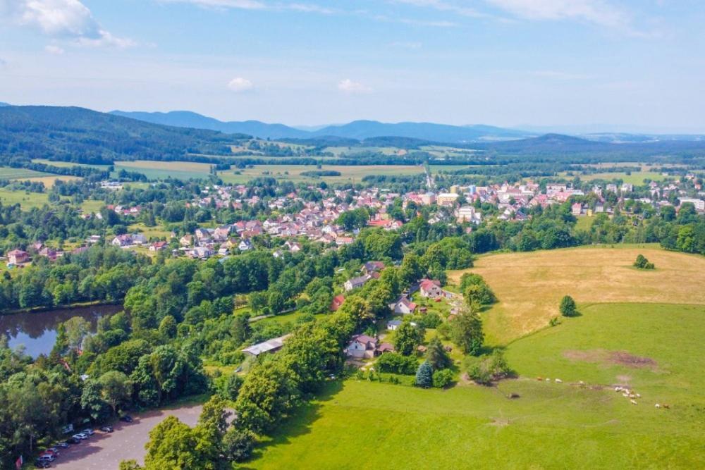 Ubytovani Na Namesti Nove Mesto pod Smrkem Exterior foto